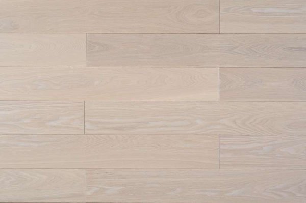 Массивная доска Аmber Wood Ясень белая ночь лак 18*120*300-1800 мм